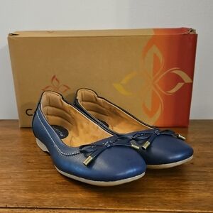 Comfortiva Navy Women's Flats with Bow Accent